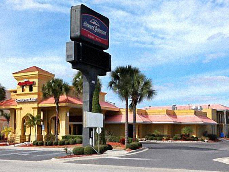 Clarion Inn & Suites Kissimmee-Lake Buena Vista South Exterior foto