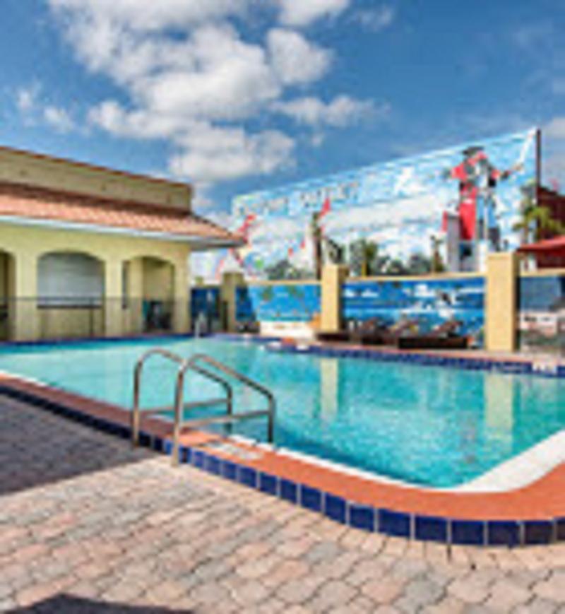 Clarion Inn & Suites Kissimmee-Lake Buena Vista South Exterior foto